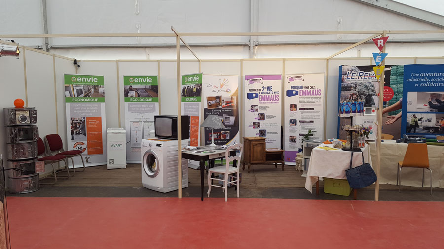 Au gré du pinceau au salon de l'habitat de laval Au gré du pinceau au salon de l'habitat de laval