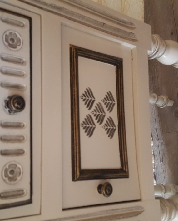 augredupinceau_chevet ancien_craie noir_epicea or 5