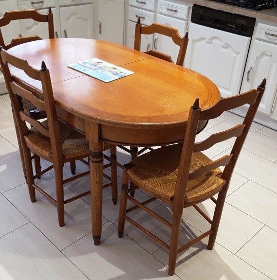 augredupinceau_table chêne_carreaux ciment 2